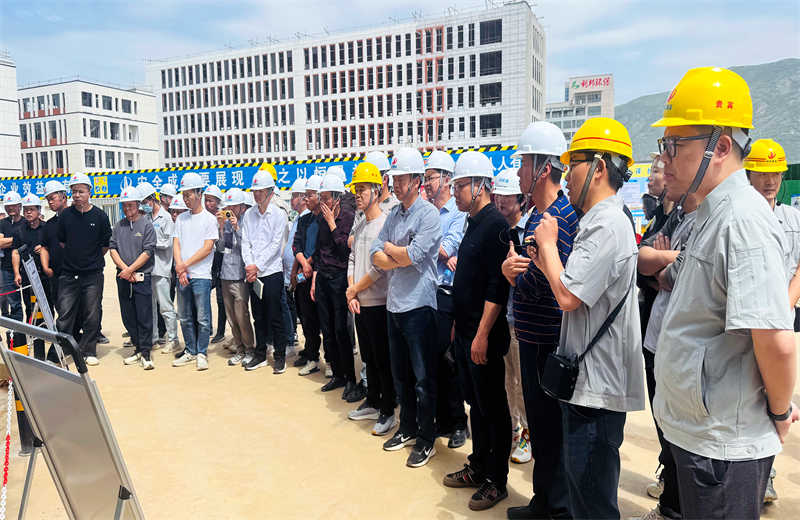 2025年4月17日，由莆田市涵江区住房和城乡建设局主办、9001DCC金沙三建承办的钢筋安装工程质量防控现场交流会在联东U谷·涵江海峡智造产业谷一期成功召开。